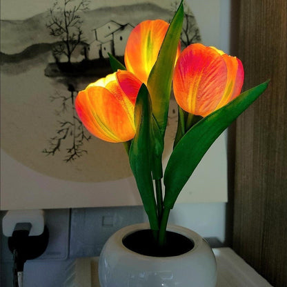 🏆Flash Sale⚡ 50K+ 🎁✨Simulation Tulip Nightlight with Vase Table Lamp🎄