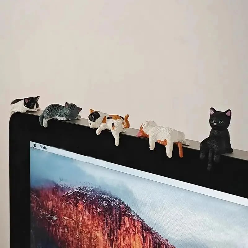 ⏰LAST DAY 60% OFF🔥 Hand-Painted Mini Cat Desk Figurines – Set of 5 Cute Cartoon Kitty Companions